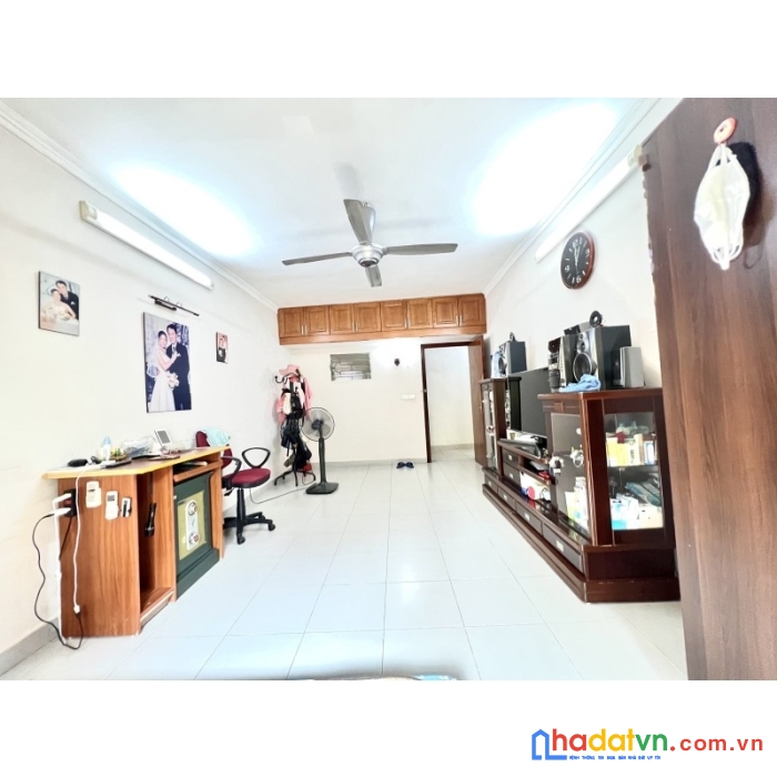 Bán nhà tập thể phương mai mặt phố 121m2 2 tầng - sổ hoa hậu, dòng tiền, lh 0966037496