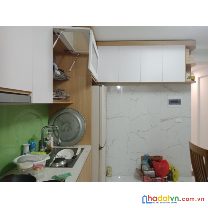 Bán tập thể vĩnh hồ 90m2, trước nhà có sân chơi, tiện ích ngập tràn, lh 0966037496