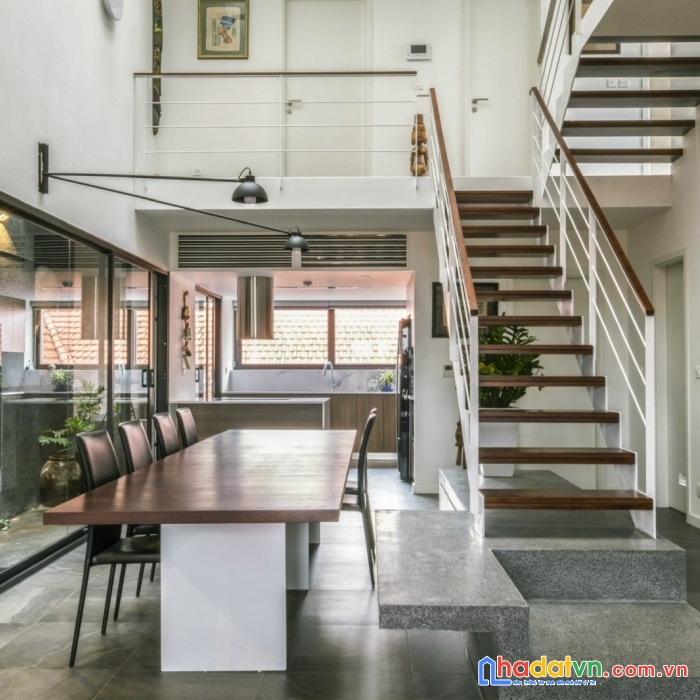 Bán apartment đặng thai mai, 120m, 8t, 3 bước ra hồ, dt 175tr/tháng, nhỉnh 38 tỷ