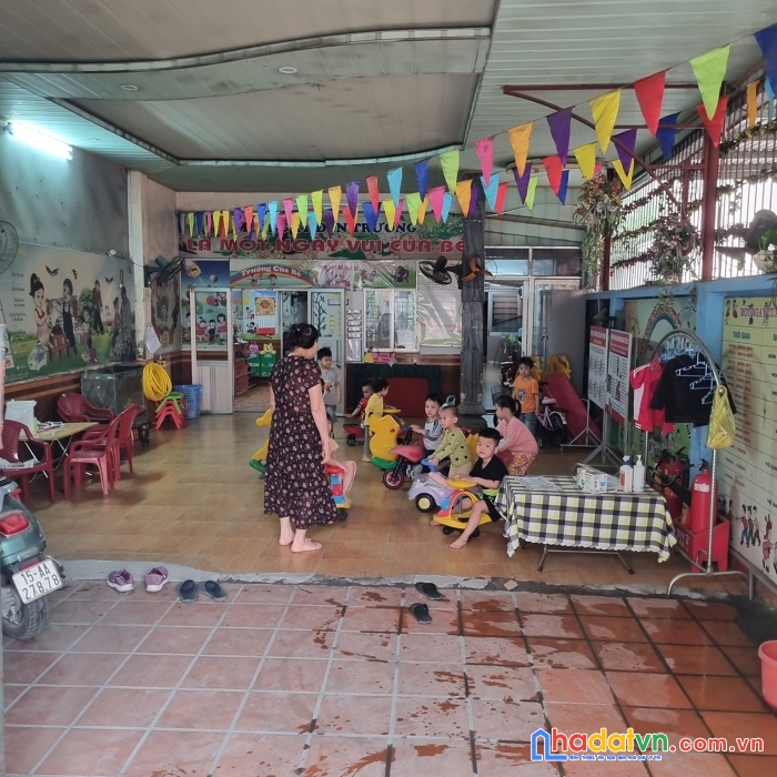 Chính chủ cần cho thuê nhà cấp 4 mặt đường bùi thị từ nhiên