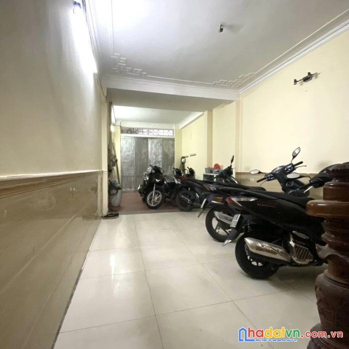 Bán nhà chính chủ tài chính 7 tỷ ở cầu giấy !! nhà 65m2, 6 tầng 9 phòng kk ngõ thông thoáng, dòng