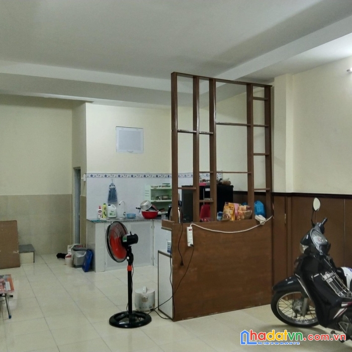 Bán nhà mặt tiền đường số 13, bhh, nhựa 7m, 110m2 chỉ 9 tỷ, ngay aeon tân phú