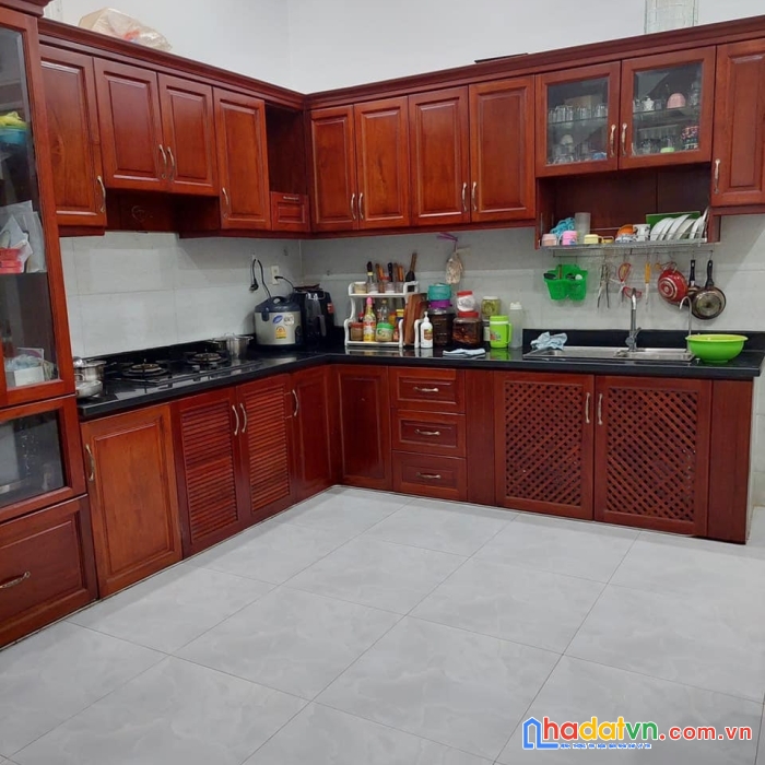 Giảm sâu...từ 5.8 tỷ còn 4.999 tỷ-nhà 3 tầng sát mặt tiền k.d vương