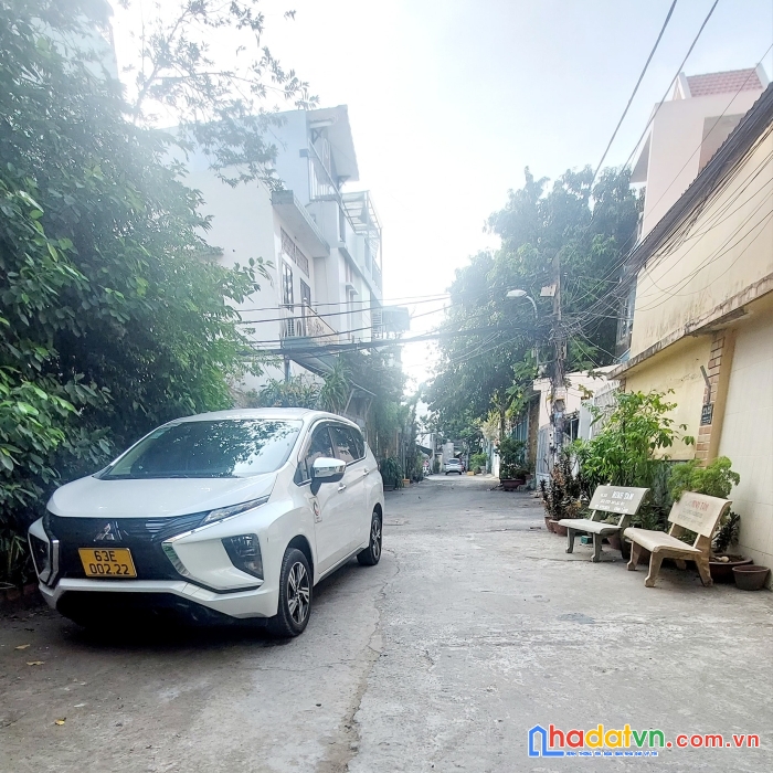 Giảm sâu...từ 5.8 tỷ còn 4.999 tỷ-nhà 3 tầng sát mặt tiền k.d vương