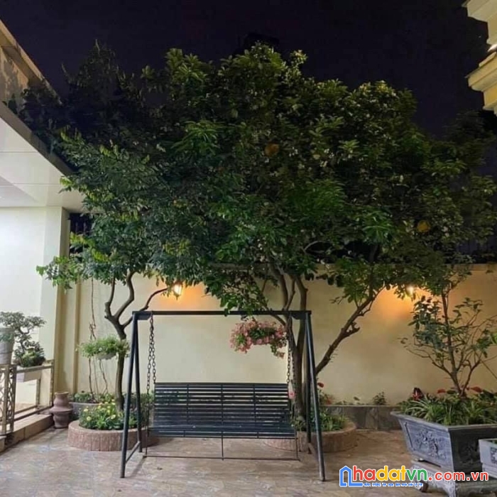 Biệt thự xuân đỉnh, 300m2, sân vườn thoáng mát, không có căn thứ 2, chỉ 50tr/m2