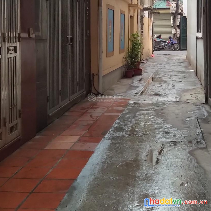Chính chủ bán đất 68,4m2, mặt tiền rộng, nở hậu nhẹ phố yên lạc,vĩnh tuy, hai bà trưng