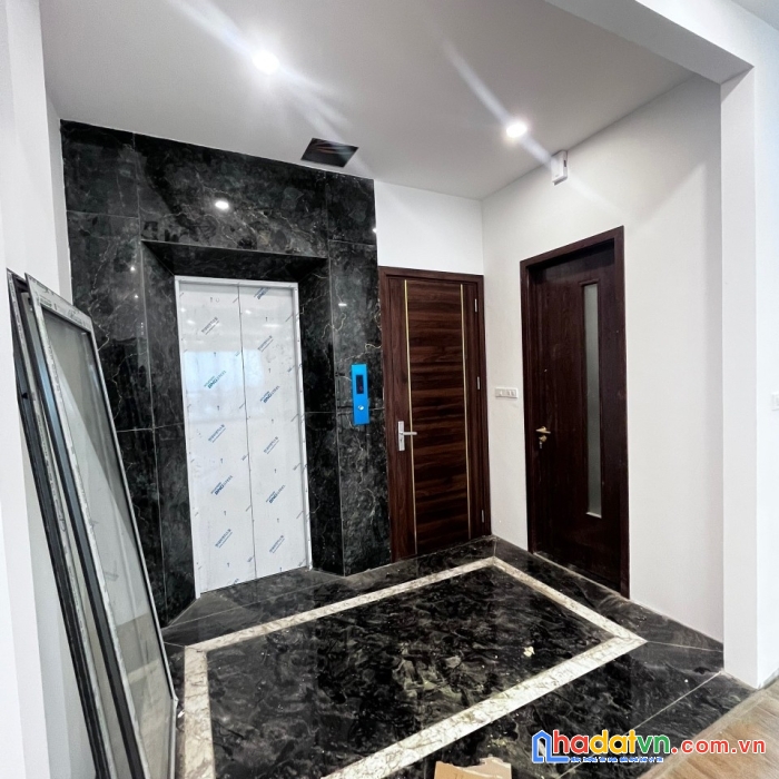 Bán nhà 5 tầng mới xây khu đất dịch vụ an thọ 75m2 mặt tiền 5,4m làm văn phòng, kinh doanh đẹp