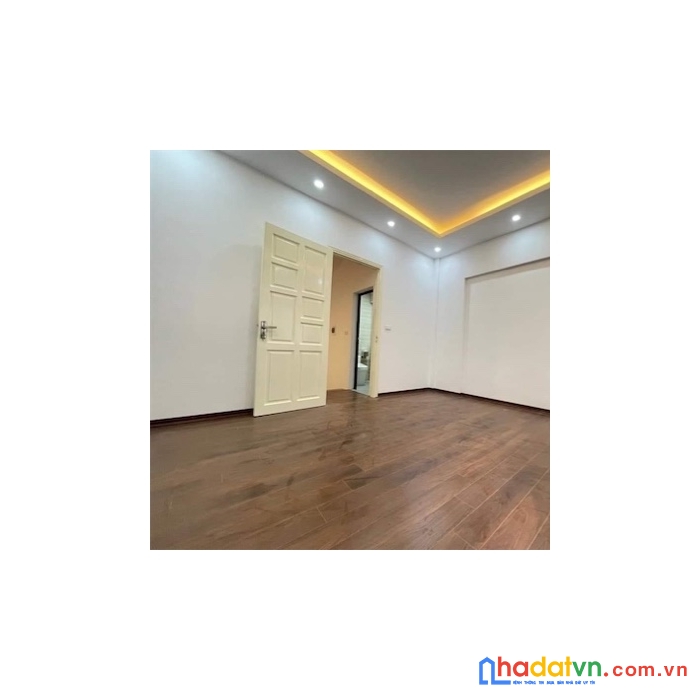 Bán nhà chùa láng - lô góc - ô tô đỗ cửa 60m2 giá 5.2 tỷ