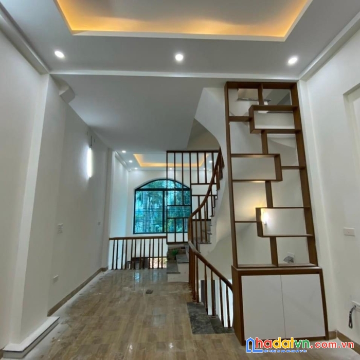 Bán nhà chùa láng - lô góc - ô tô đỗ cửa 60m2 giá 5.2 tỷ