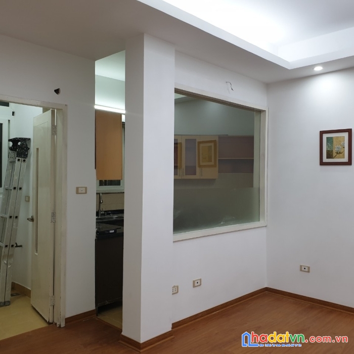 Chung cư đường mạc thái tổ, cầu giấy 65m2, 2.4 tỷ, 2pn, 2wc