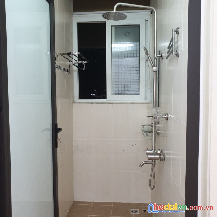 Chung cư đường mạc thái tổ, cầu giấy 65m2, 2.4 tỷ, 2pn, 2wc