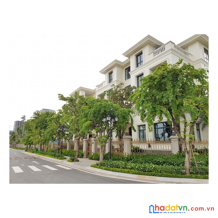 Meyhomes capital phú quốc is the first project invested by tân á đại thành group in an thới,