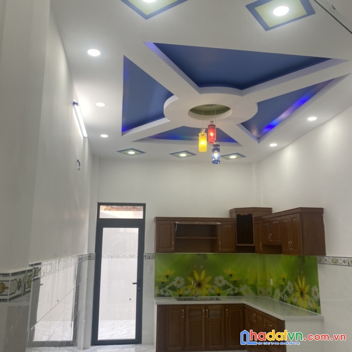 Bán nhà 1 sẹc ngắn đường bình thành 68m2 ,4 tầng nhỉnh 4 tỷ