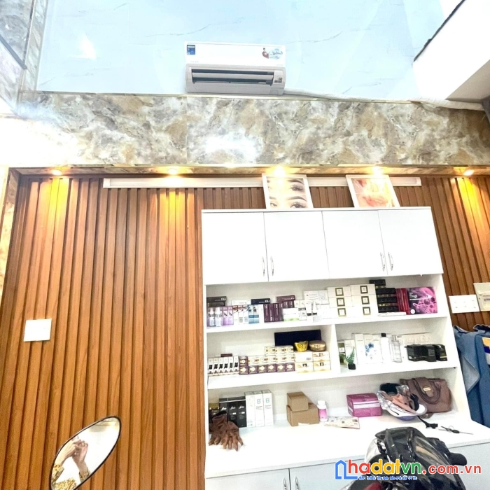 Nhà đẹp 4 tầng  nhà đồng bộ , ô tô ngủ trong nhà, full nội thất cao cấp ,huỳnh tấn phát p phú mỹ q7