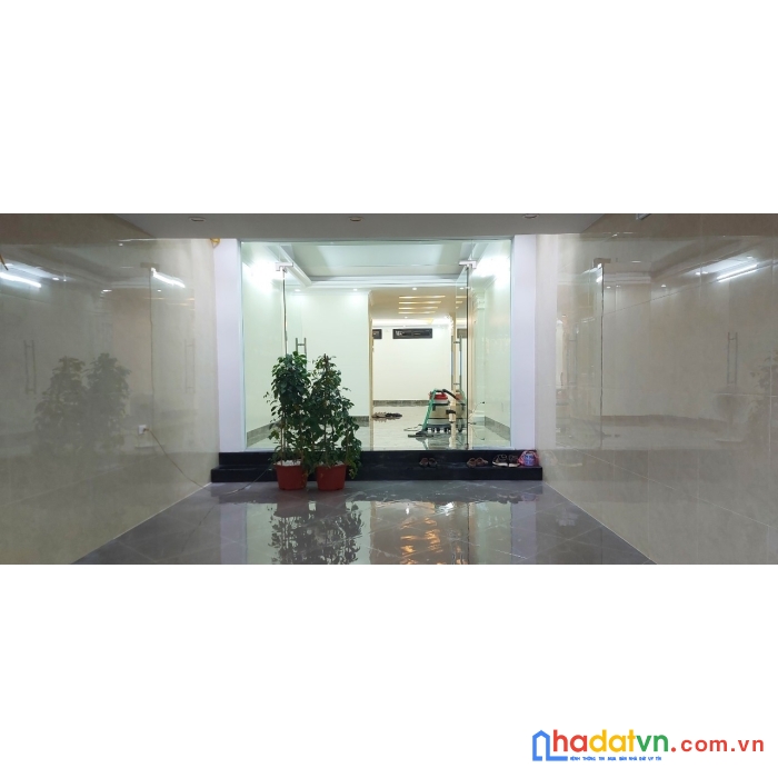 Chính chủ bán nhà, 60m² - 8tầng, thang máy, phân lô, ô tô, đền lừ. 11 tỷ.
0986048568.
