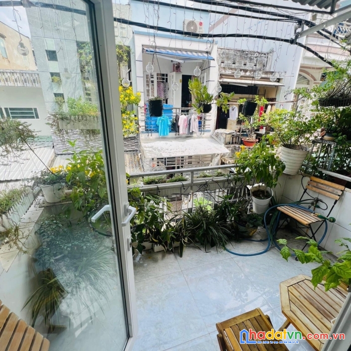 Bán nhà hẻm 3m thông ra chợ, dân trí an ninh, lê văn sỹ, q3, 4 tầng, 3.7m*11.5m, chỉ 6.5 tỷ