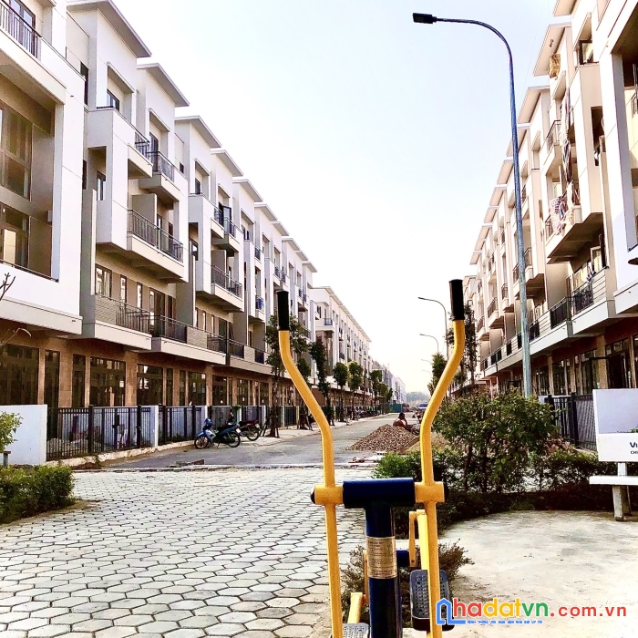 Bán shophouse 4 tầng kđt kim cương centa diamond