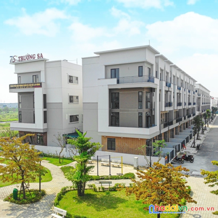 Bán shophouse 4 tầng kđt kim cương centa diamond