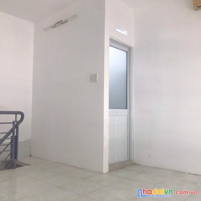 Mã lò hẽm 4m nhà 2 tầng 35m2 - chủ gấp bán 3 tỷ