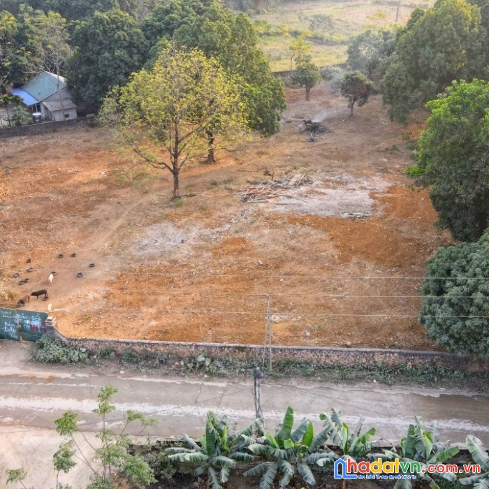 Nhỉnh 2 triệu/1m2, 4880m2 có 800 ont lô góc bám đường chính 50m 2 xe tránh công tránh