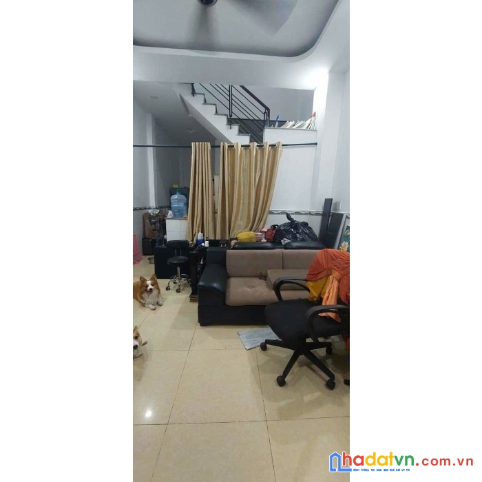 Bán nhà gần đường hiệp bình 44m dts 88m cho thuê 9tr