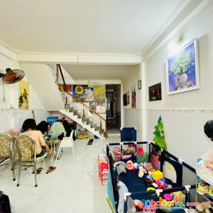 Bình tân hàng xóm tân phú 48m2,hxh 3 tầng nhỉnh 3 tỷ