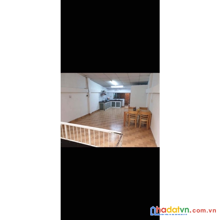Bán nhà hẻm 8m lũy bán bích quận tân phú 70m2 x2 tầng nhỉnh 5 tỷ