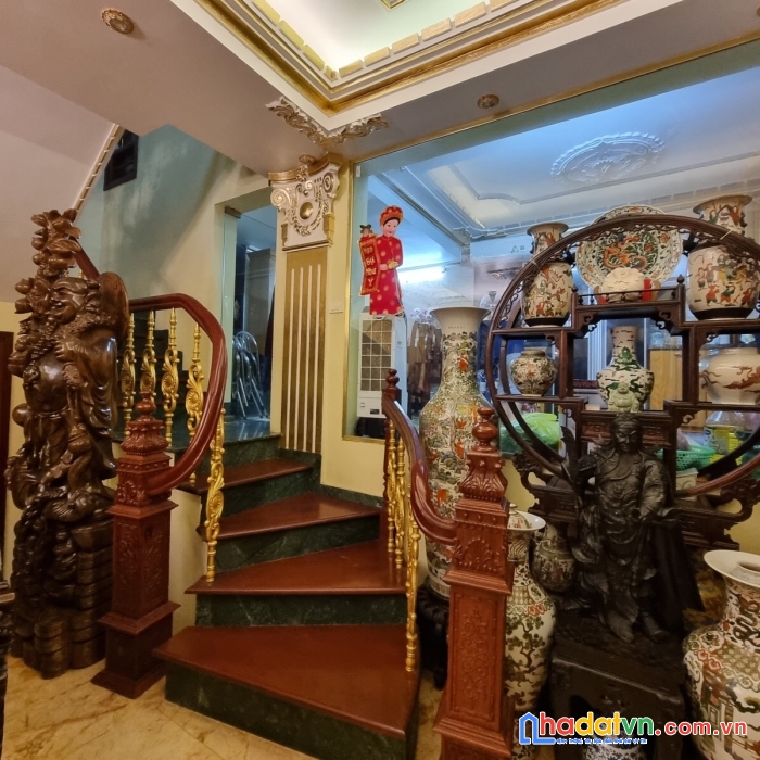 Biệt thự hồ tây 200m2 4t 22 tỷ, morning vào nhà, đẳng cấp thượng lưu. 0912288365