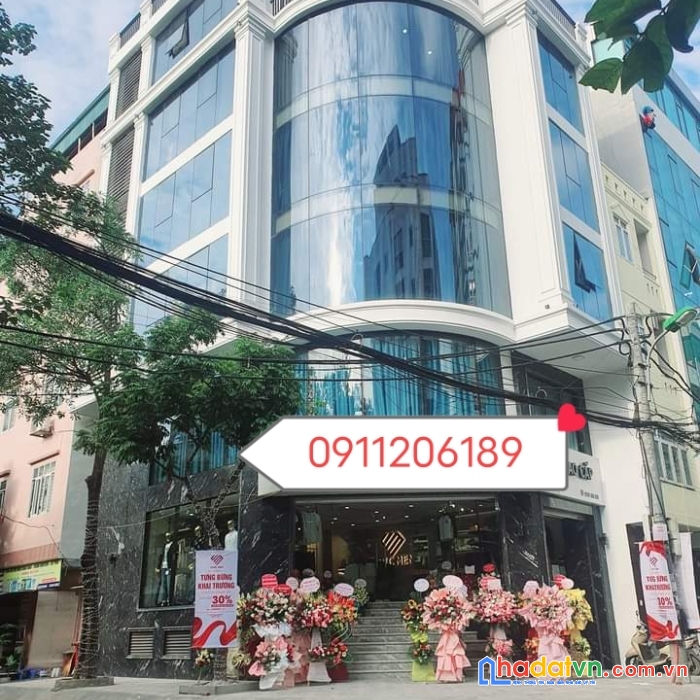 Lê văn lương, thanh xuân, dt 140m2 3 tầng, lô góc 2 mặt tiền ô tô tránh, tòa nhà, kinh doanh.