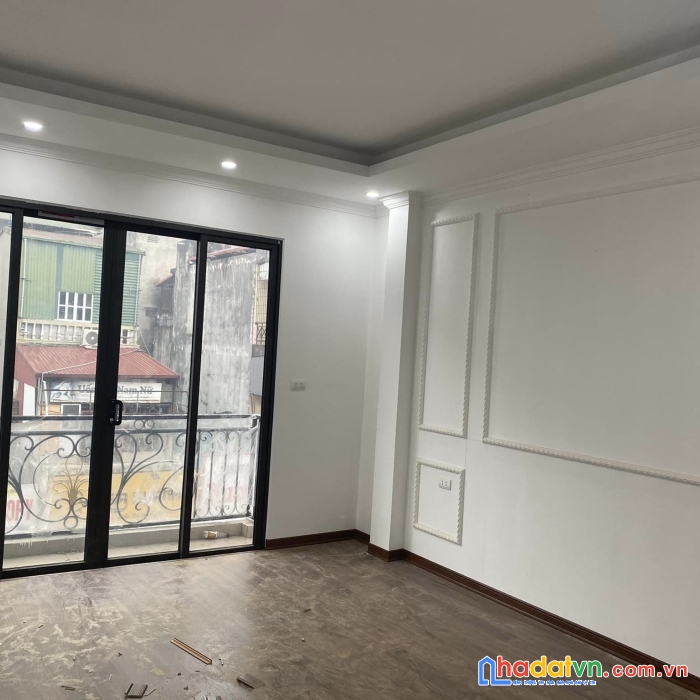 Mặt phố đơn giản là em - nhà mới siêu đẹp - thang máy - kinh doanh đỉnh cao - nở hậu phát