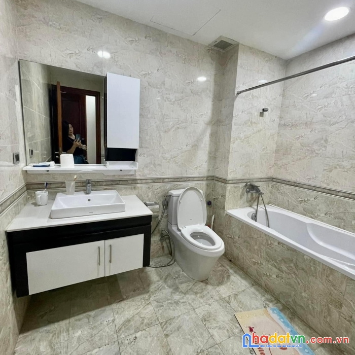 Siêu hiếm nhà hoàng văn thái thanh xuân 42m 4 tầng mặt tiền 4m gần ô tô ở ngay nhỉnh 4 tỷ lh