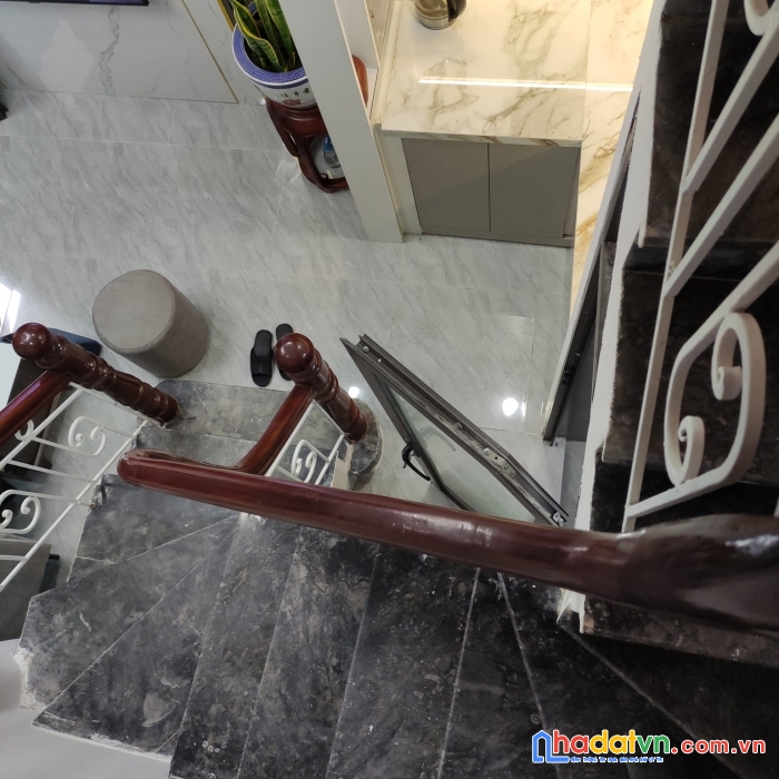 Bán nhà khương hạ thanh xuân 40m 5 tầng lô góc ô tô đỗ cửa kinh doanh tấp nập 5.95 tỷ lh 0975124520