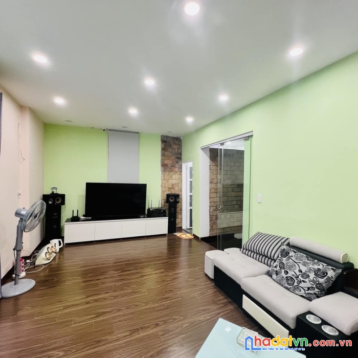 168 hào nam 40m2 4t 4,9 tỷ gara ôtô 7 chỗ lô góc 3 thoáng kdvp