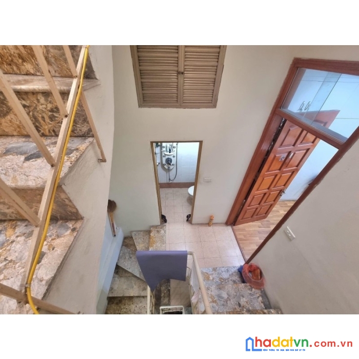 Chỉ 4 tỷ sở hữu nhà trần quý cáp 40m2 4 tàng, oto tránh, kinh doanh nhỏ, lh 0966037496