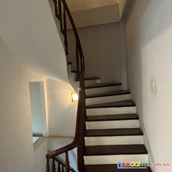 Bán nhà trần quý cáp 34m2 x 6 tầng, không quy hoạch, ngõ to rộng, an ninh đỉnh, 4,3 tỷ, lh