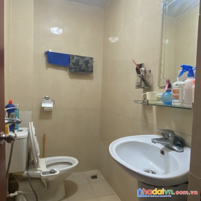 Bán nhà mặt phố cảm hội, hbt 70mxmt4m, ô tô tránh, kd, 9.3 tỷ. lh: 0366051369