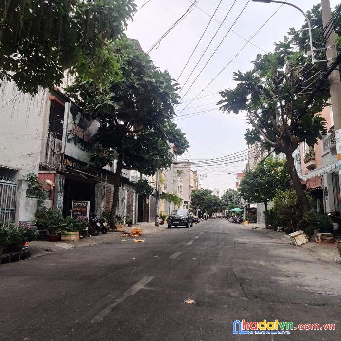 Tân phú - mặt tiền lê quốc trinh - lề 3m -5 tầng, 8pn, 8wc, dòng tiền 25tr