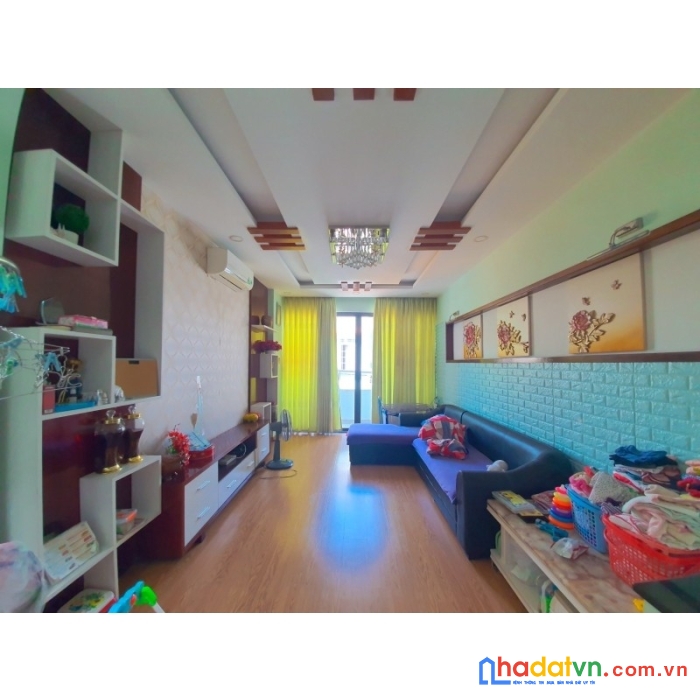 Nhà thi sách ô tô đậu, công viên, mới xây 1 năm, đẹp, nhỉnh 3.x tỷ