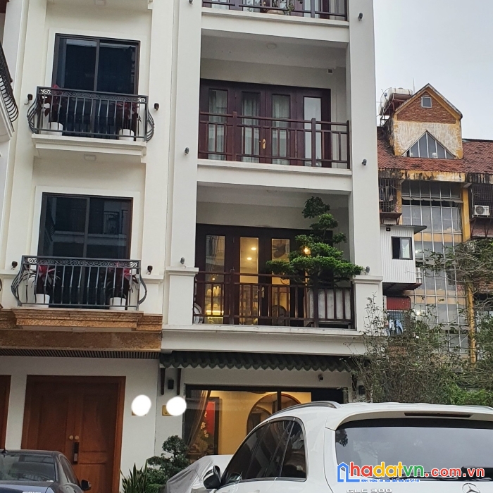 Bán nhà phố tây kết, hai bà trưng, 50mx6t thông sàn tm, kd, ô tô 13.6 tỷ. lh: 0366051369