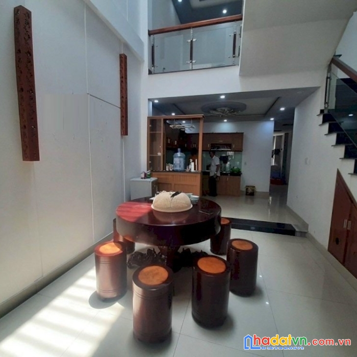 .nhà mặt tiền đường 7.5m hoà thọ đông, 100m2, đẹp