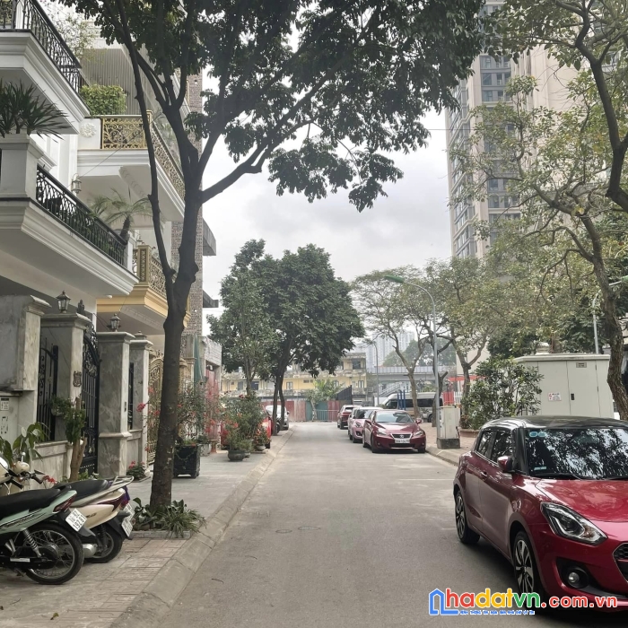 Bán gấp nhà nguyễn trãi, thanh xuân, liền kề phân lô ô tô tránh, full tiện ích