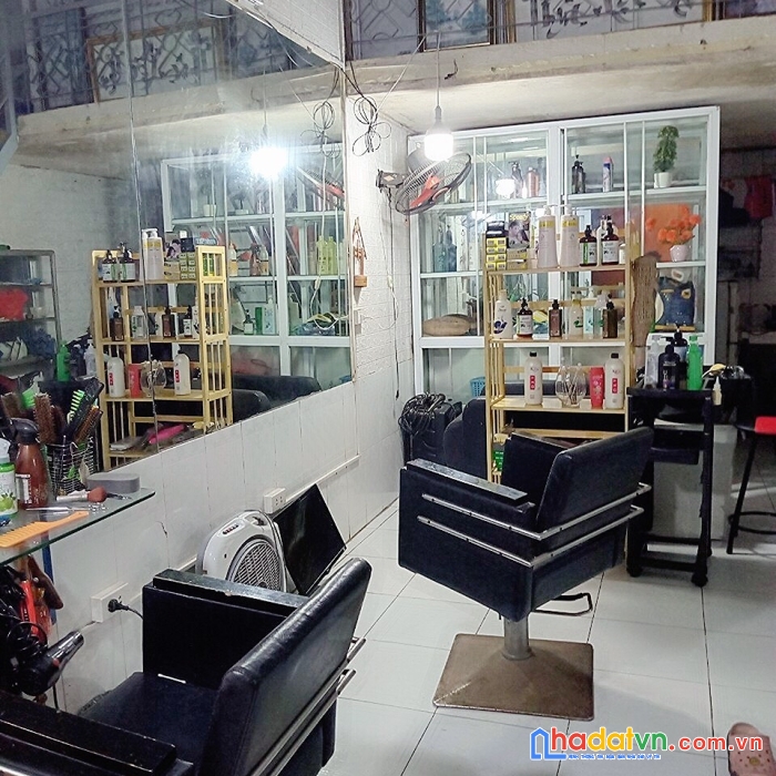 Do mình phải vào sài gòn nên cần nhượng lại quán tóc tại thanh xuân - hà nội