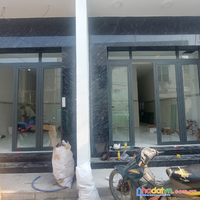 Chính chủ bán gấp căn nhà mới xây ngay quận bình tân - nhà mới 100% - sổ hồng sẵn - vay 50% ngân