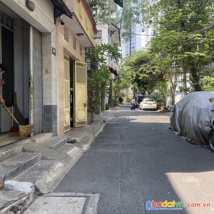 Chính chủ cần bán gấp nhà nguyên căn mặt đường yên thế, p2, tân bình