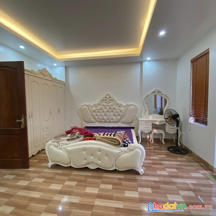 Bán nhà phương mai, đống đa, ở ngay, 40m2 4t, giá 3.98 tỷ