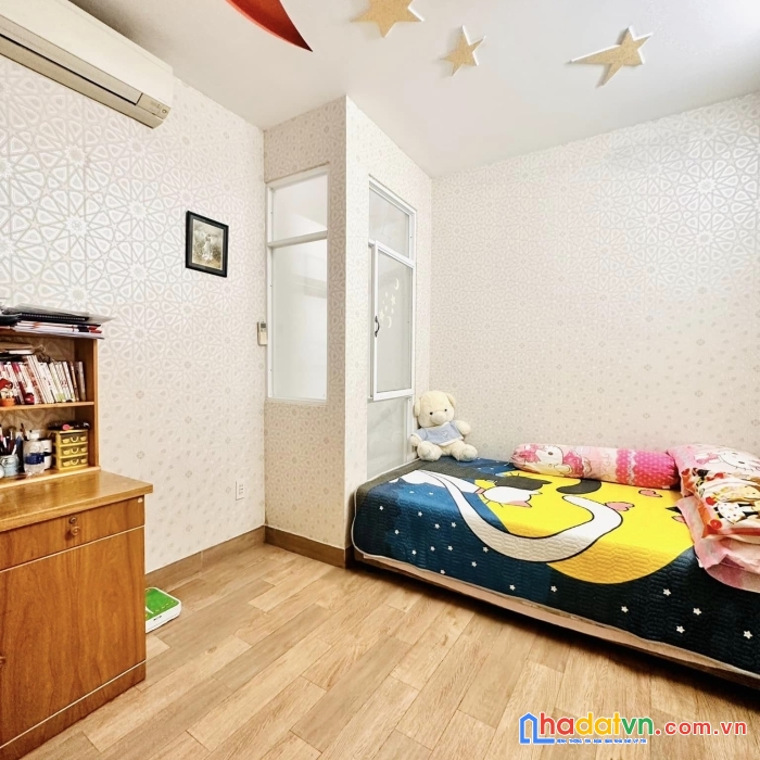 Nhà mặt tiền kd lâm văn bền q7,dt78m2,4pn chỉ 25tỷ