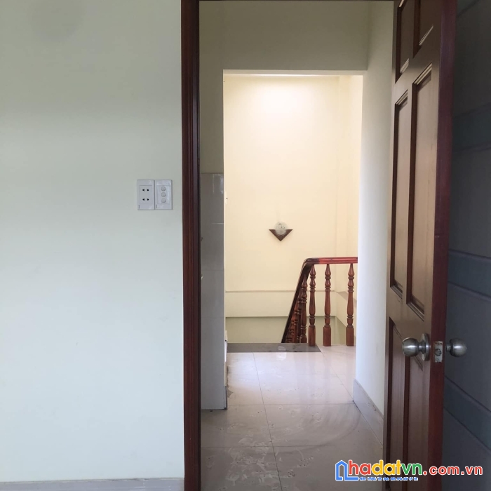 Rẻ nhất khu vực tỉnh lộ 10 - hẻm xe tải - 5.5 x 11m - 4 tầng - chỉ 3.55 tỷ.