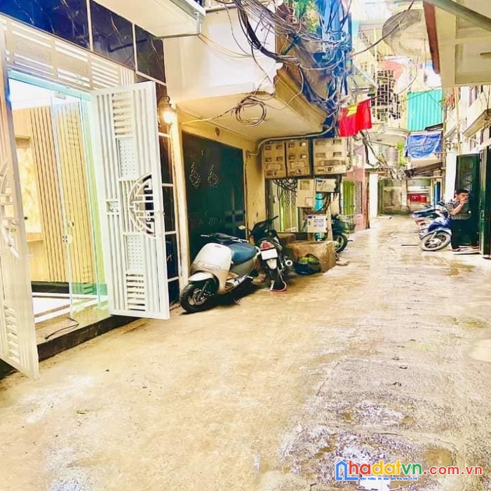 Siêu phẩm nhà 5 tầng gần trường đại học bách khoa gần ngã tư tạ quang bửu phố bạch mai quận hai bà