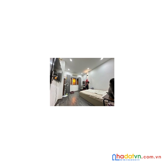 Bán nhà tôn đức thắng, gần phố, tặng nội thất, 50m2 4t, giá 5.4 tỷ