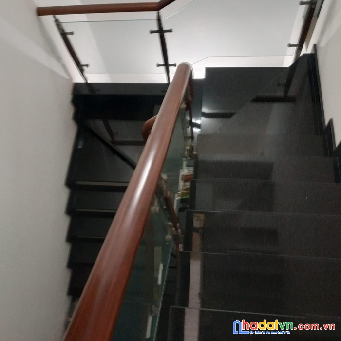 Chính chủ gấp bán nhà 2 tầng đường số 1, bhh, hẻm xe hơi, 81m2 chỉ 6.79 tỷ, giáp tân phú